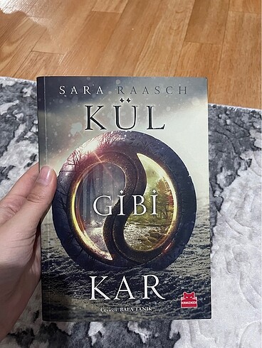 Kül gibi kar kitap