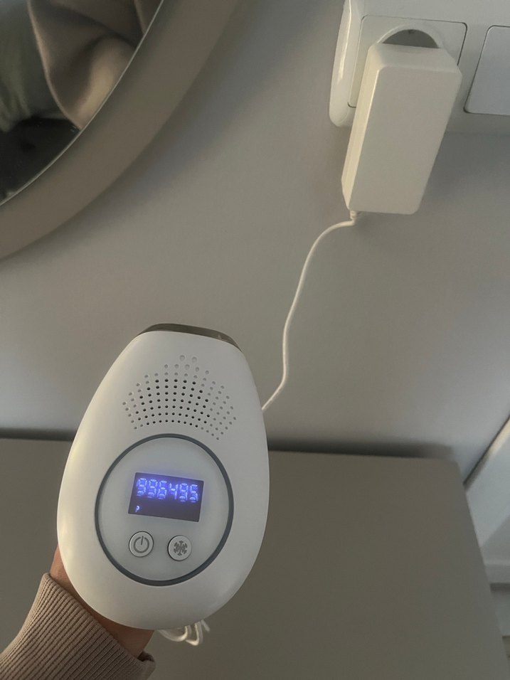 Beyaz Philips Lazer Epilasyon Cihazı - Görsel 2