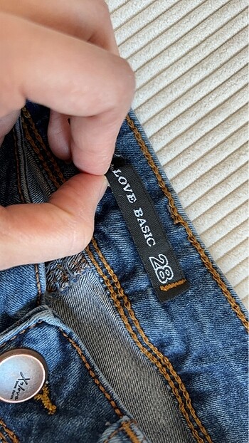 28 Beden mavi Renk Jean pantolon