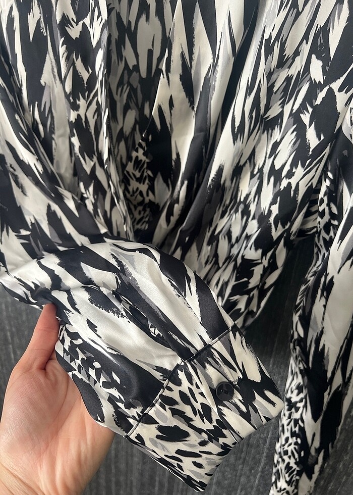 Kadın şık saten bluz - Görsel 4