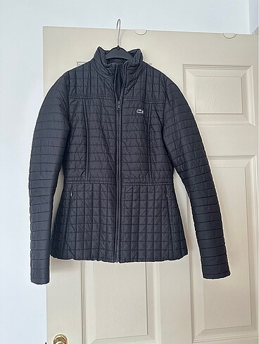 Lacoste mont