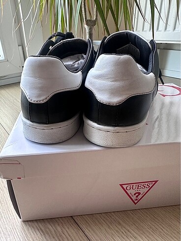 37 Beden Guess sneakers