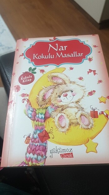 Nar Kokulu Masallar