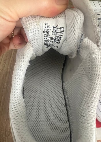 28 Beden beyaz Renk Nike Beyaz Erkek Çocuk Spor Ayakkabı