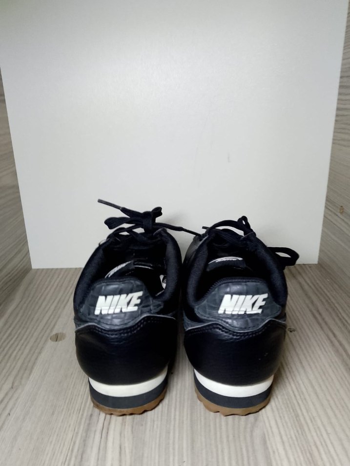 Nike Siyah Kadın Cortez Ayakkabı - Görsel 3