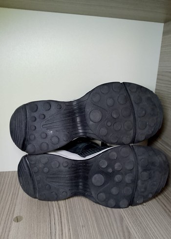 Gri Yılan Desenli Bağcıklı Platform Spor Ayakkabı - Görsel 6