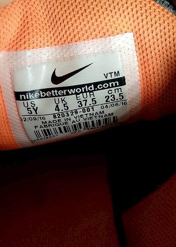 Nike Gri Spor Ayakkabı - Görsel 5