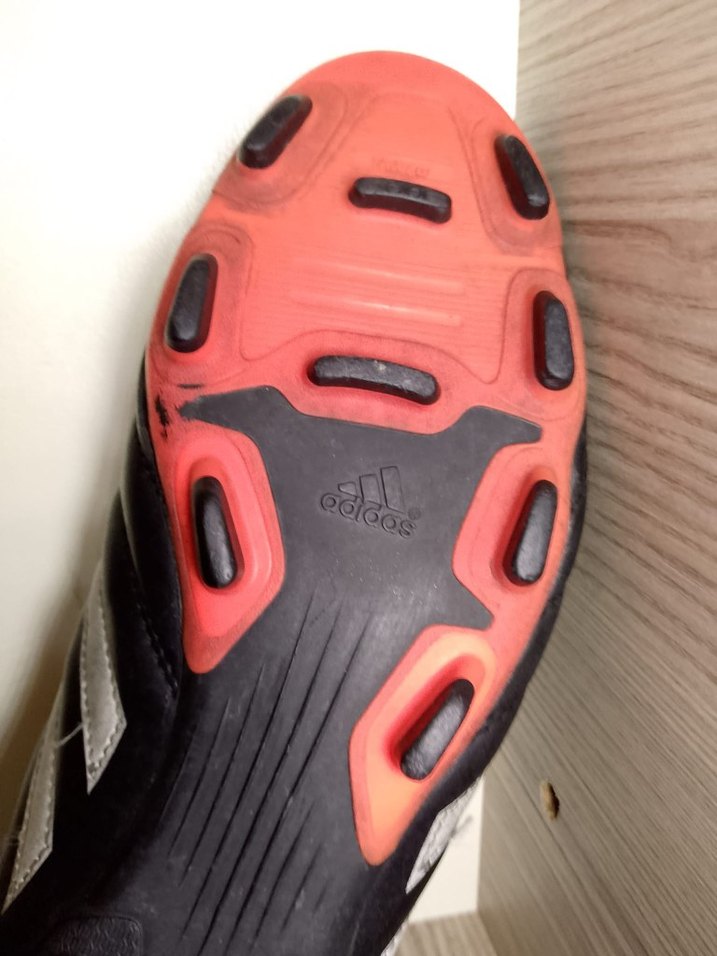 Siyah Bağcıklı Erkek Futbol Ayakkabısı - Görsel 2