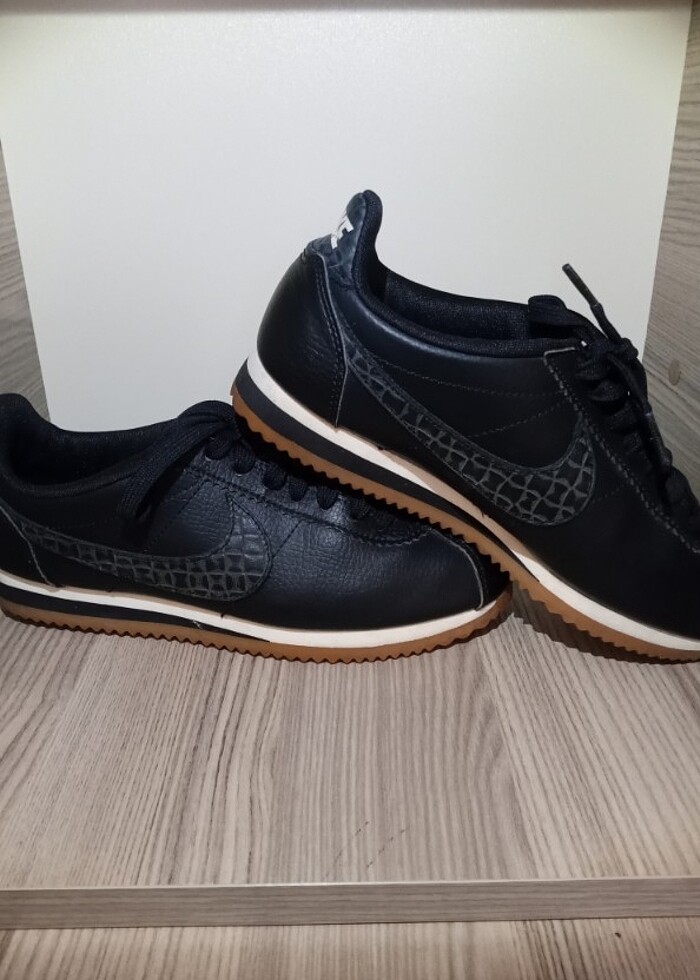 Nike Ayakkabı - Görsel 2