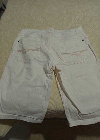 Erkek Beyaz Kısa Pamuklu Şort - Görsel 3