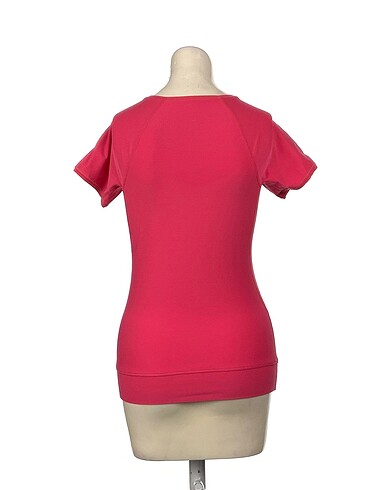 s Beden Nike T-shirt %70 İndirimli.
