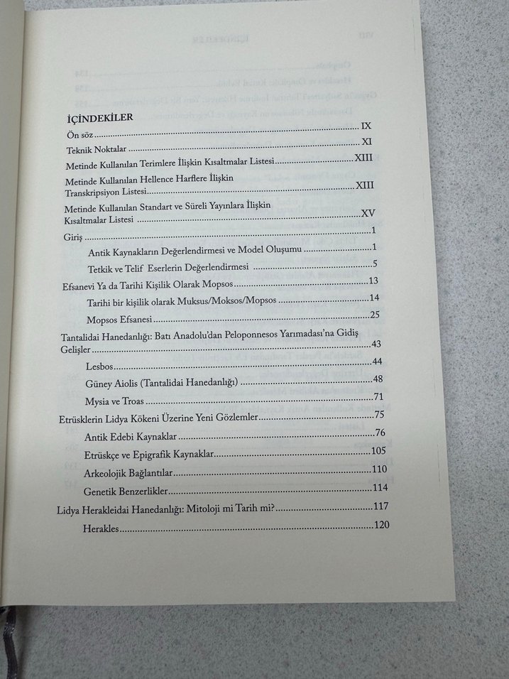 Lidyalılar Mythos'tan Logos'a - Prof. Dr. Muzaffer Demir - Görsel 4