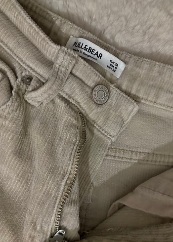 32 Beden ten rengi Renk Pull&Bear Kadın kadife dar Pantolon açık bej