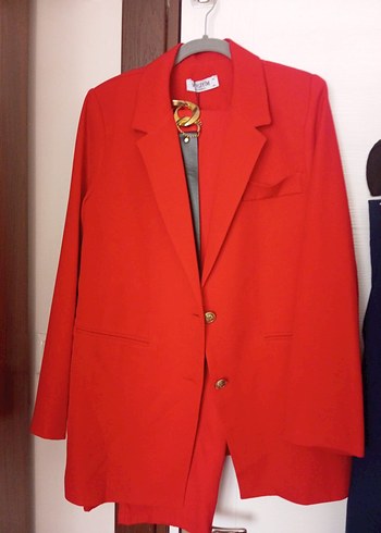 Kadın Kırmızı Düğmeli Midi Blazer takim - Görsel 8