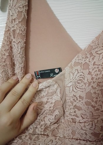 Dantel Detaylı Pudra Pembe Abiye Elbise - Görsel 4