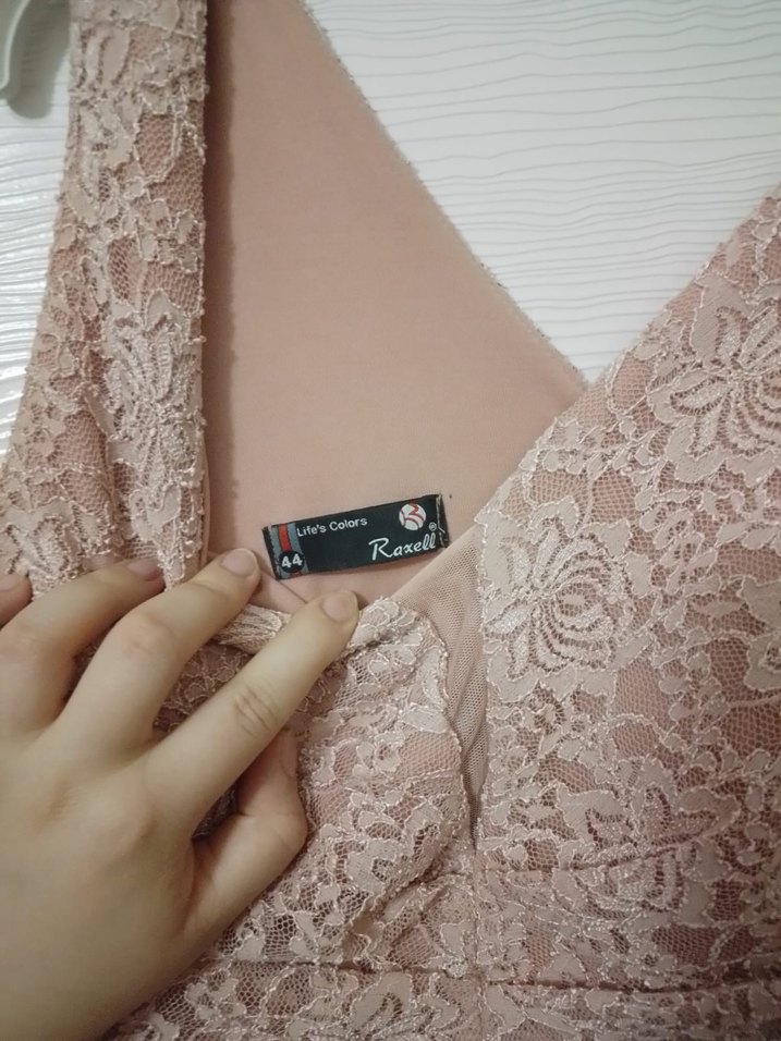 Dantel Detaylı Pudra Pembe Abiye Elbise - Görsel 3