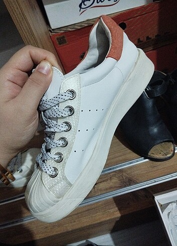 Beyaz snekars - Görsel 3