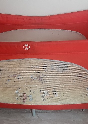 Beden Kırmızı Renkli Oyun Parkı Yatak