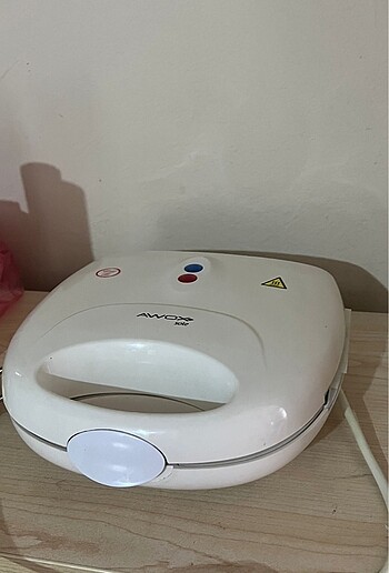 Tost makinesi