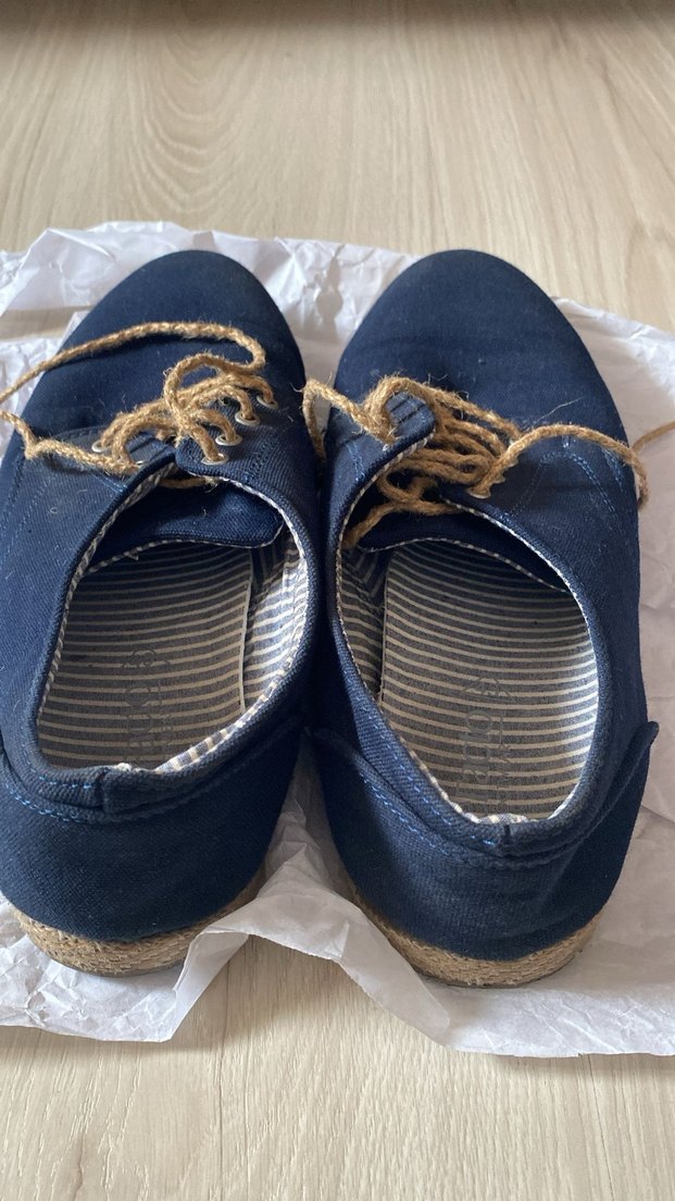 Erkek Lacivert Ayakkabı ve İp Bağcıkları - Görsel 2