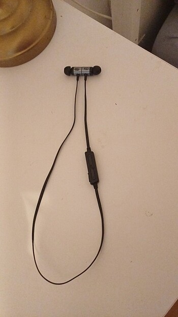 Cellularline miknatisli bluetooth kulaklik
