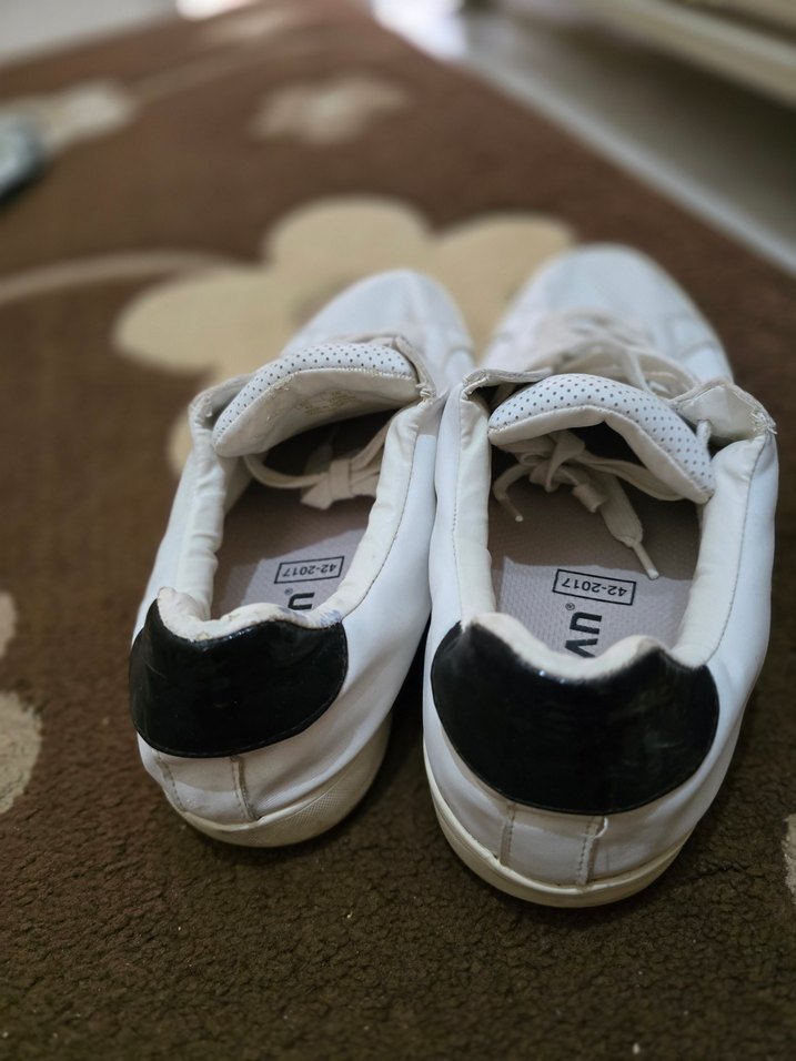 Beyaz Bağcıklı Kadın Spor Ayakkabı - Görsel 5