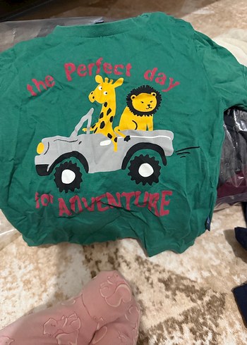 Kırmızı Örgü Nakışlı Bebek Tulumu - Görsel 12