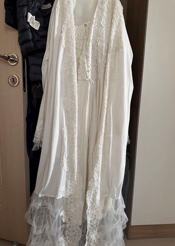 Uzun Beyaz Bohem Nakışlı Kadın Elbise - Görsel 5