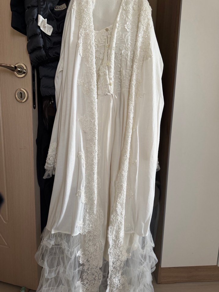 Uzun Beyaz Bohem Nakışlı Kadın Elbise - Görsel 5