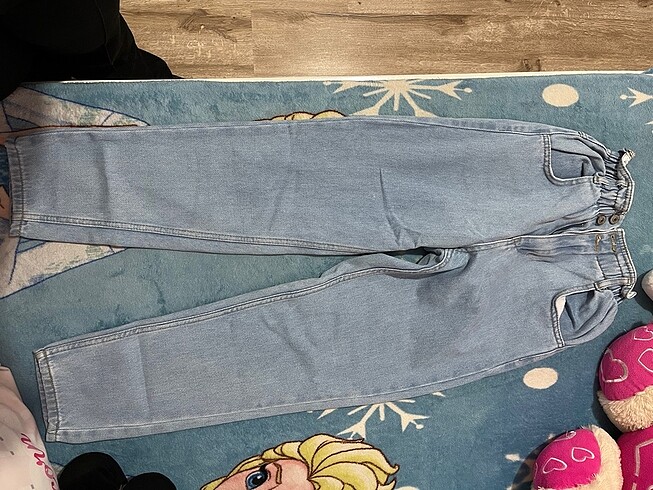 Mom Jean