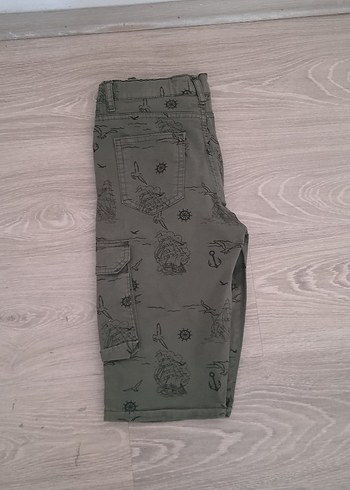 10 Yaş Beden haki yeşil kapri pantolon