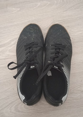Decathlon Erkek Çocuk Siyah krampon ayakkabı