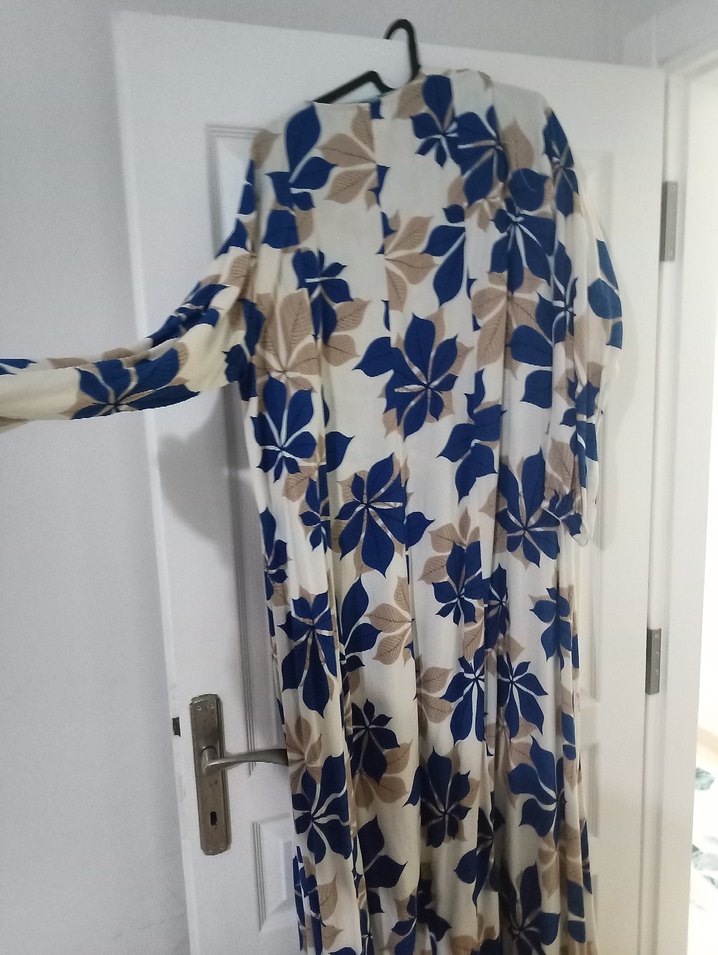 Bohem Mavi Çiçek Desenli Uzun Elbise - Görsel 2