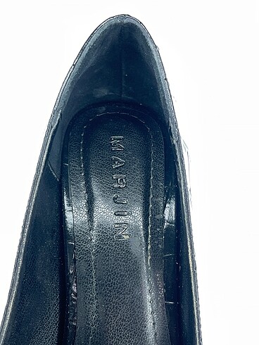 38 Beden siyah Renk Marjin Stiletto %70 İndirimli.