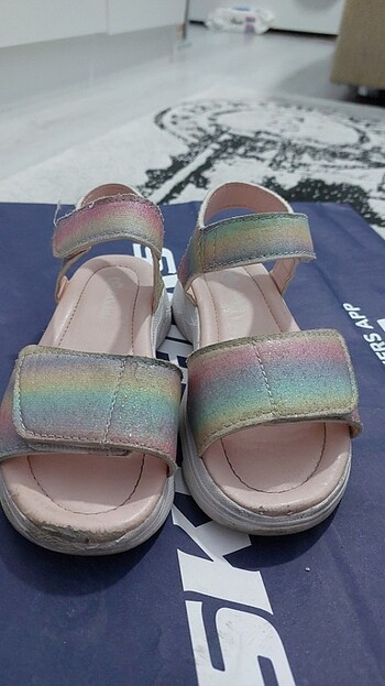 LC Waikiki Kız çocuk sandalet