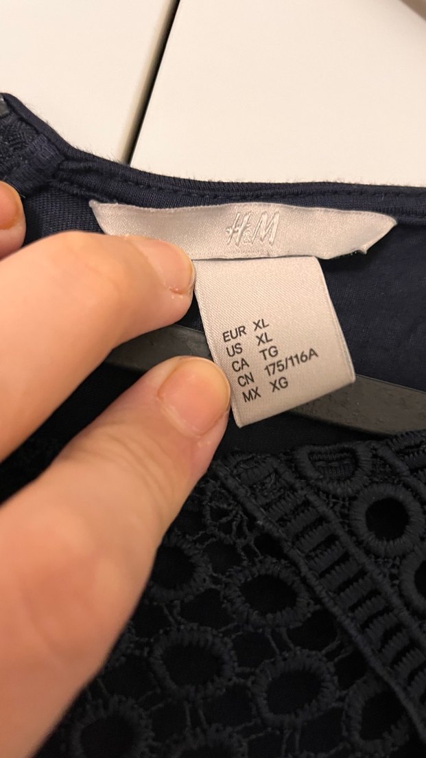 Dantel Detaylı Siyah Uzun Elbise - Görsel 3