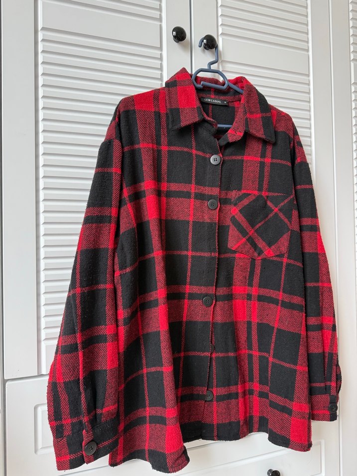 Kareli Kırmızı Siyah Düğmeli Kadın Gömlek - Görsel 2