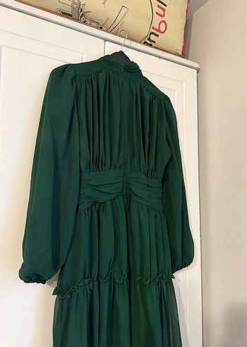 Klasik Zarafet Yeşil Uzun Elbise - Görsel 2