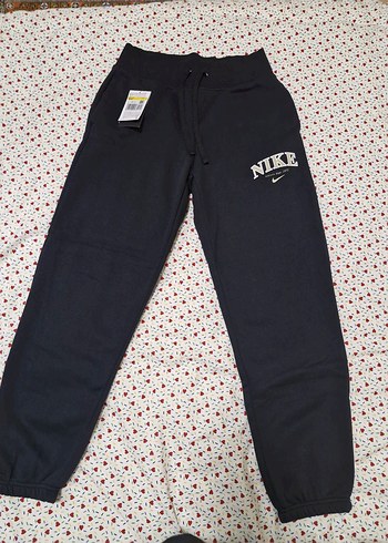 Nike Siyah Nike Dugmeli Kadin Esofman Alti