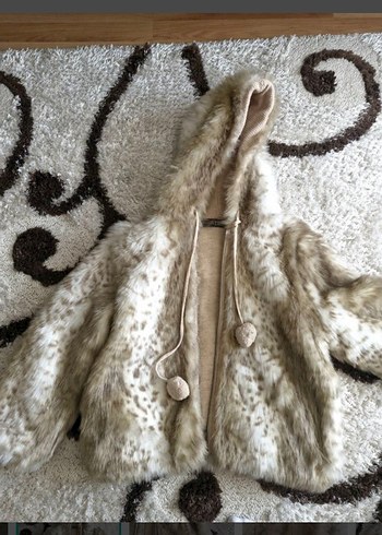 Zara Kurk Bambi Leopar Desenli Kapusonlu Pelus Ceket