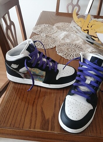 Nike Orjinal nike jordan mid hologram