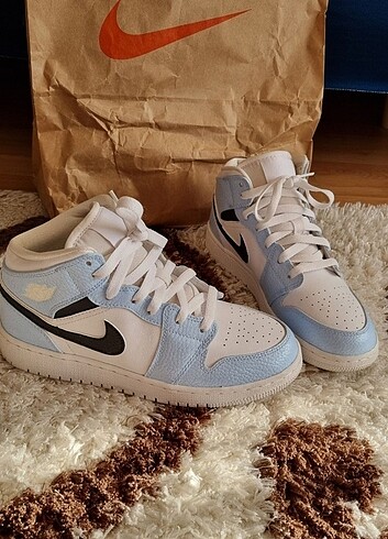 Orjinal nike jordan mid özel seri 