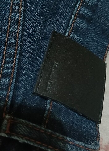 m Beden lacivert Renk Massimo dutti jean 