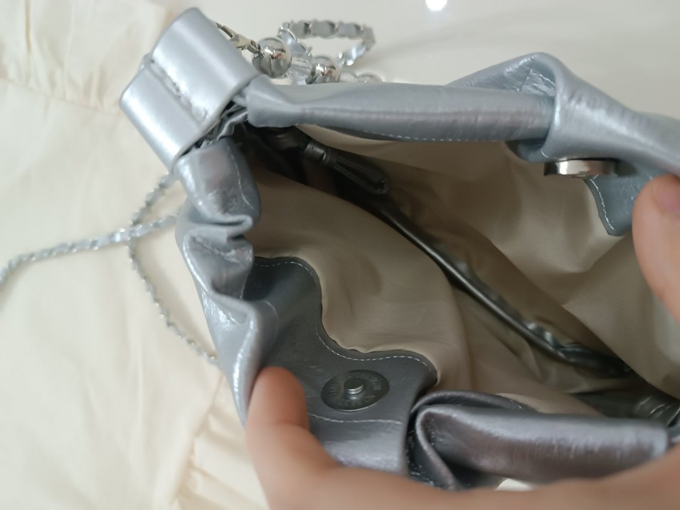 İnci ve Zincir Detaylı Kadın Çanta - Görsel 3