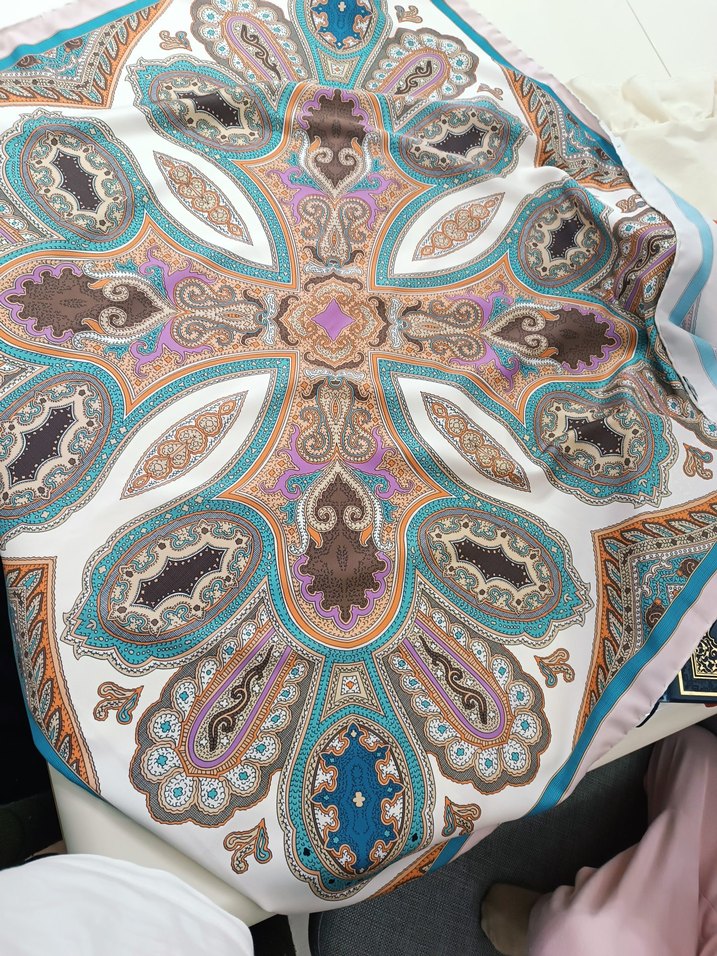 Silk home twill eşarp - Görsel 2