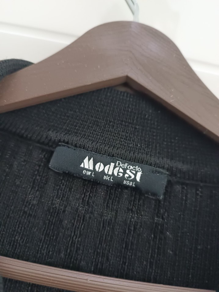 Düğmeli Siyah Uzun Triko Elbise - Görsel 3