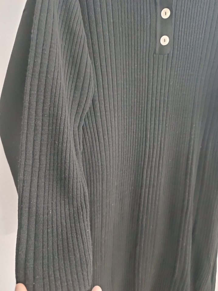 Düğmeli Siyah Uzun Triko Elbise - Görsel 2