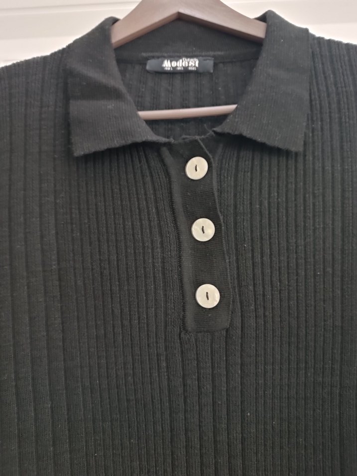 Düğmeli Siyah Uzun Triko Elbise - Görsel 4