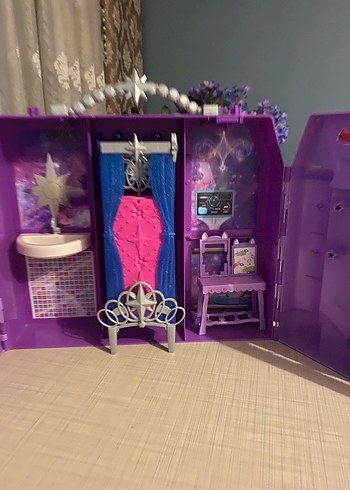 Elsa Oyuncak şato - Görsel 5