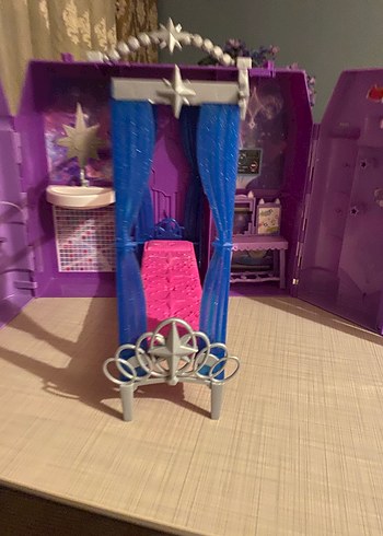 Elsa Oyuncak şato - Görsel 6